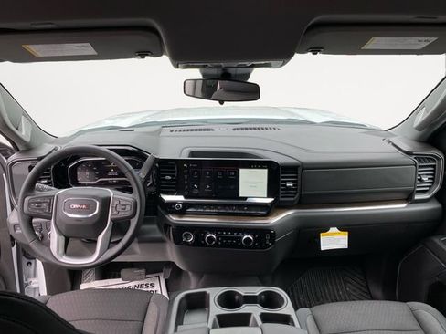 New 2024 GMC Sierra 1500 Elevation image 3
