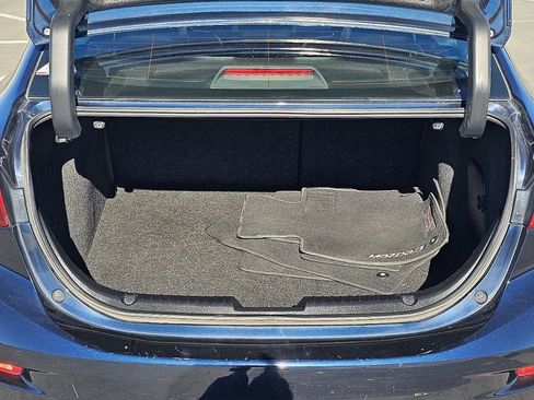 Used 2018 MAZDA MAZDA3 Touring image 11