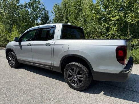 Used 2018 Honda Ridgeline Sport image 7