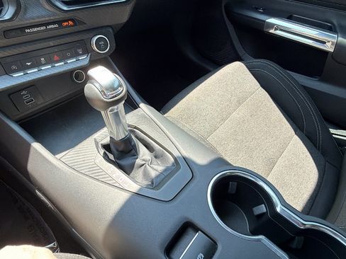 Used 2026 Ford Mustang Coupe RWD image 27