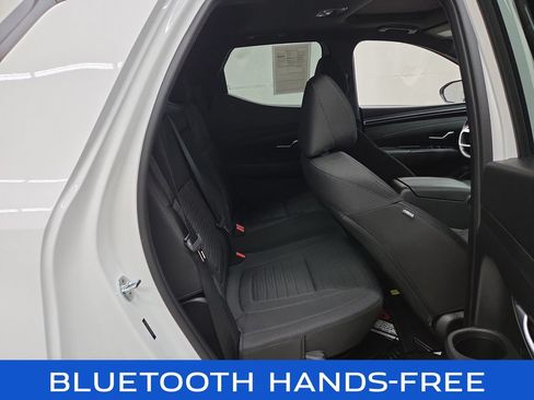 Used 2023 Hyundai Santa Cruz SEL Premium AWD/4WD image 9