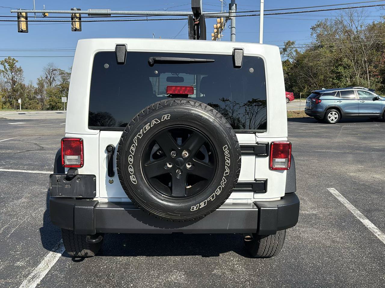 Used 2016 Jeep Wrangler Unlimited Sport AWD/4WD image 6