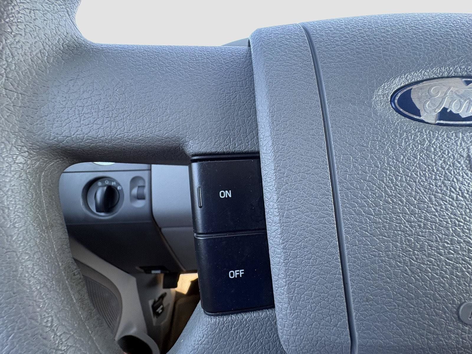 Used 2004 Ford F150 XLT RWD image 30