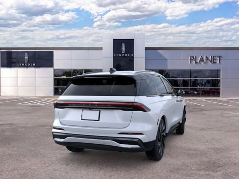 New 2026 Lincoln Nautilus Reserve w/ Jet Appearance Package AWD/4WD image 8