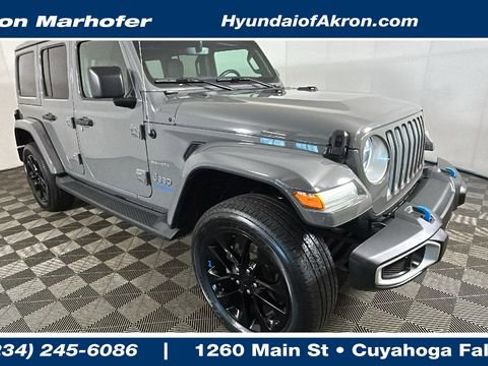 Used 2022 Jeep Wrangler Unlimited Sahara w/ Cold Weather Group AWD/4WD image 1