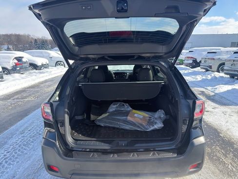 Used 2023 Subaru Outback Onyx Edition image 33