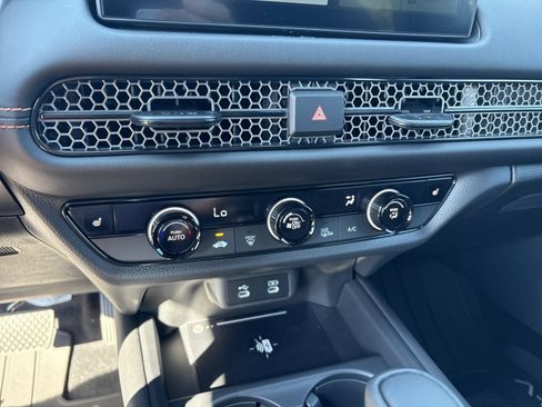 Certified 2026 Honda HR-V Sport image 25