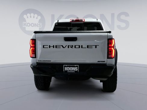 Used 2024 Chevrolet Colorado ZR2 image 15