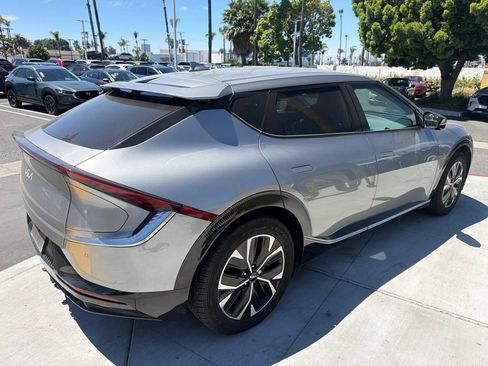 Used 2023 Kia EV6 Wind RWD image 18