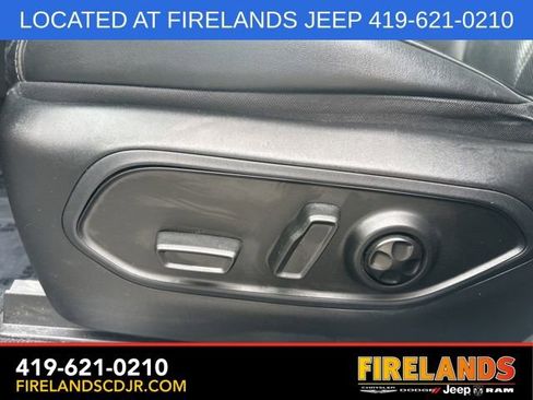 Used 2023 Jeep Grand Cherokee L Overland image 24