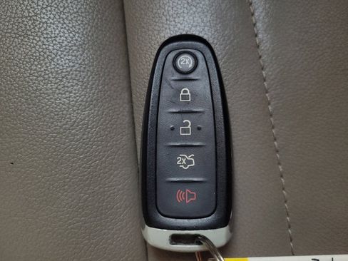 Used 2014 Ford Escape Titanium w/ Equipment Group 401A FWD image 32