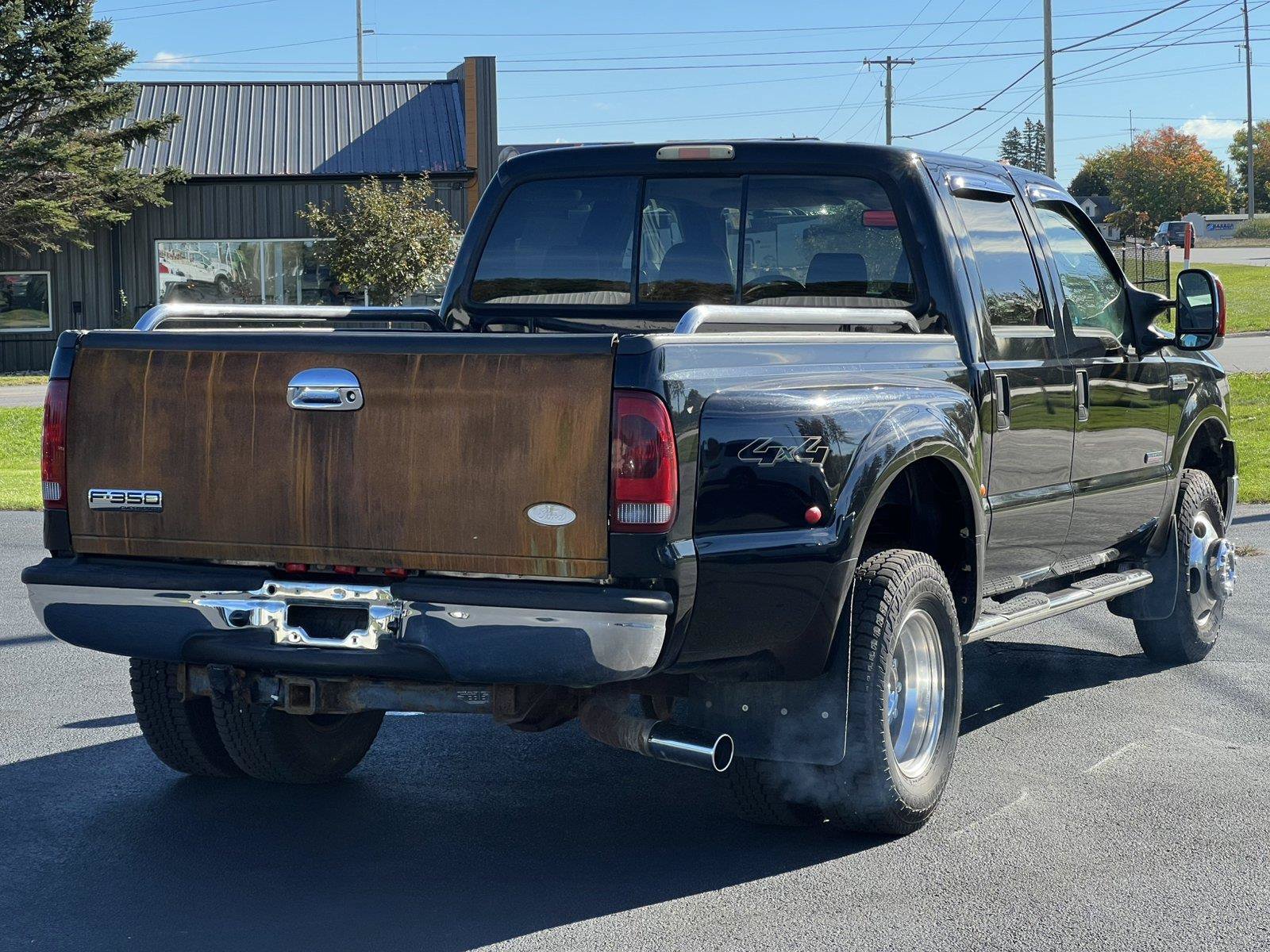 Used 2007 Ford F350 Lariat AWD/4WD image 11