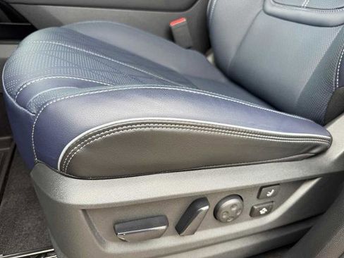 Certified 2026 INFINITI QX80 4WD w/ Sport Exterior Package image 22