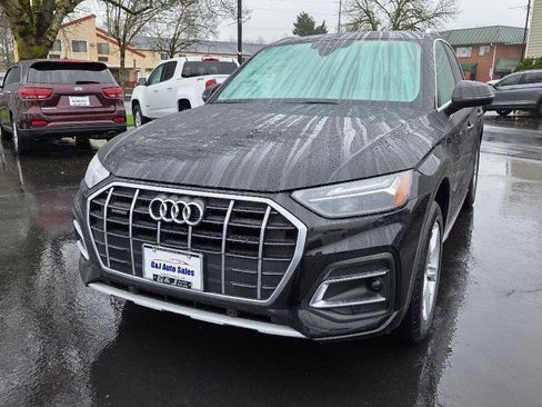Used 2021 Audi Q5 2.0T Premium w/ Convenience Package image 3