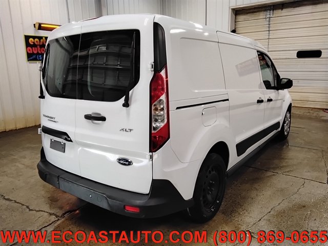 Used 2023 Ford Transit Connect XLT FWD image 3