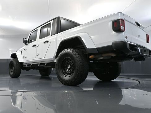 Used 2022 Jeep Gladiator Sport image 52