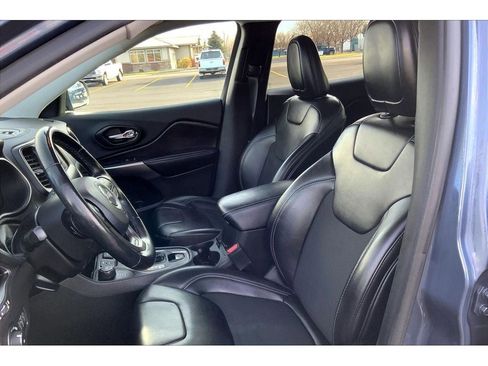 Used 2020 Jeep Cherokee Latitude Plus w/ Cold Weather Group image 26