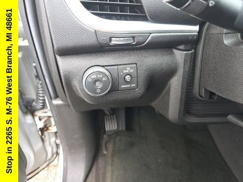 Used 2013 Chevrolet Traverse LT FWD image 16
