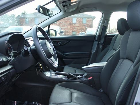 Used 2018 Subaru Impreza 2.0i image 12