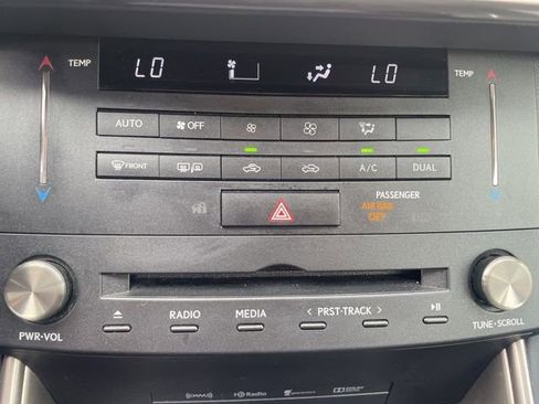 Used 2016 Lexus IS 300 AWD w/ F Sport Package image 26