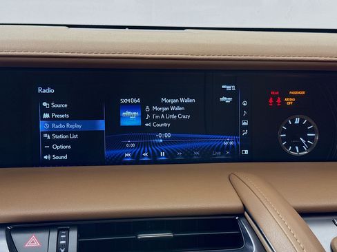 Used 2018 Lexus LC 500 Coupe w/ Performance Package RWD image 14