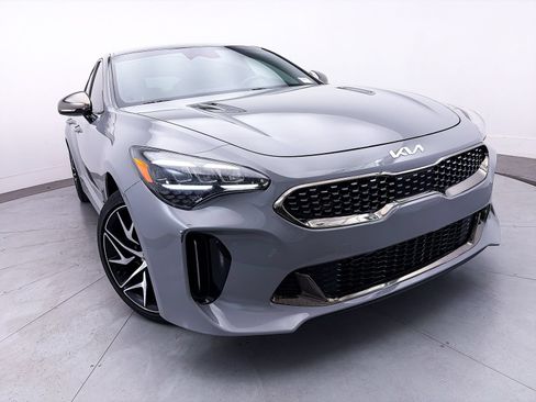 Used 2022 Kia Stinger GT-Line RWD image 3