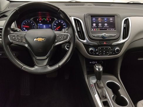 Used 2021 Chevrolet Equinox LT FWD image 22