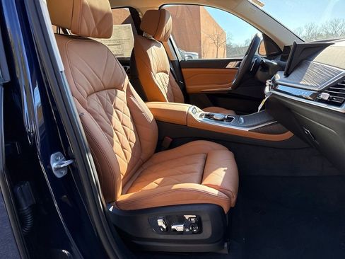 New 2026 BMW X7 xDrive40i AWD/4WD image 28