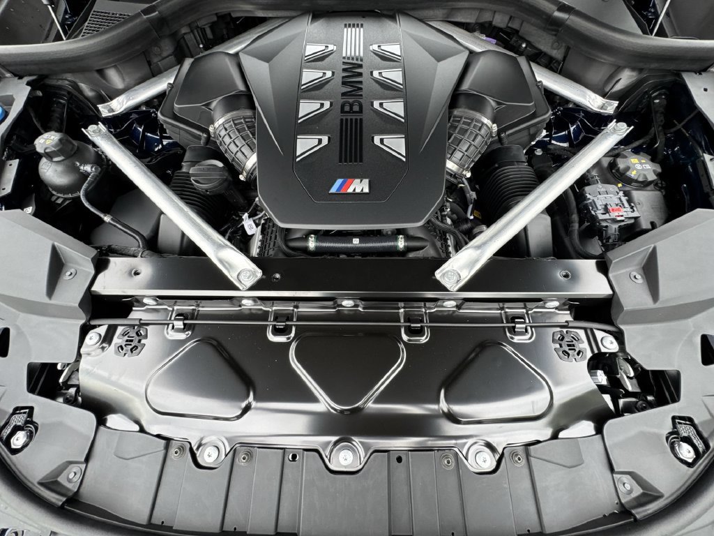 Used 2026 BMW X5 M60i w/ Executive Package AWD/4WD image 18