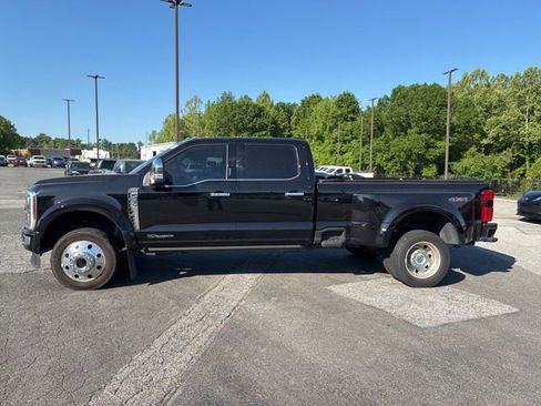 Used 2024 Ford F450 Platinum AWD/4WD image 5