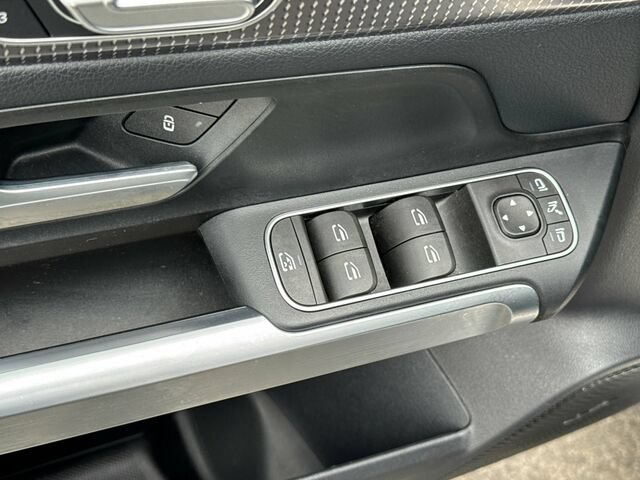 Certified 2023 Mercedes-Benz EQB 300 4MATIC w/ Exclusive Package image 12