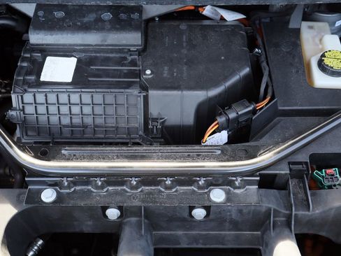 Used 2024 Volkswagen ID.4 S image 30