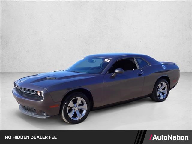 Used 2022 Dodge Challenger SXT RWD image 1