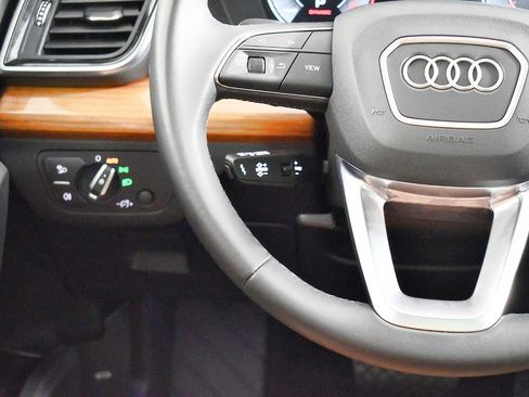 Used 2022 Audi Q5 2.0T Premium Plus image 60