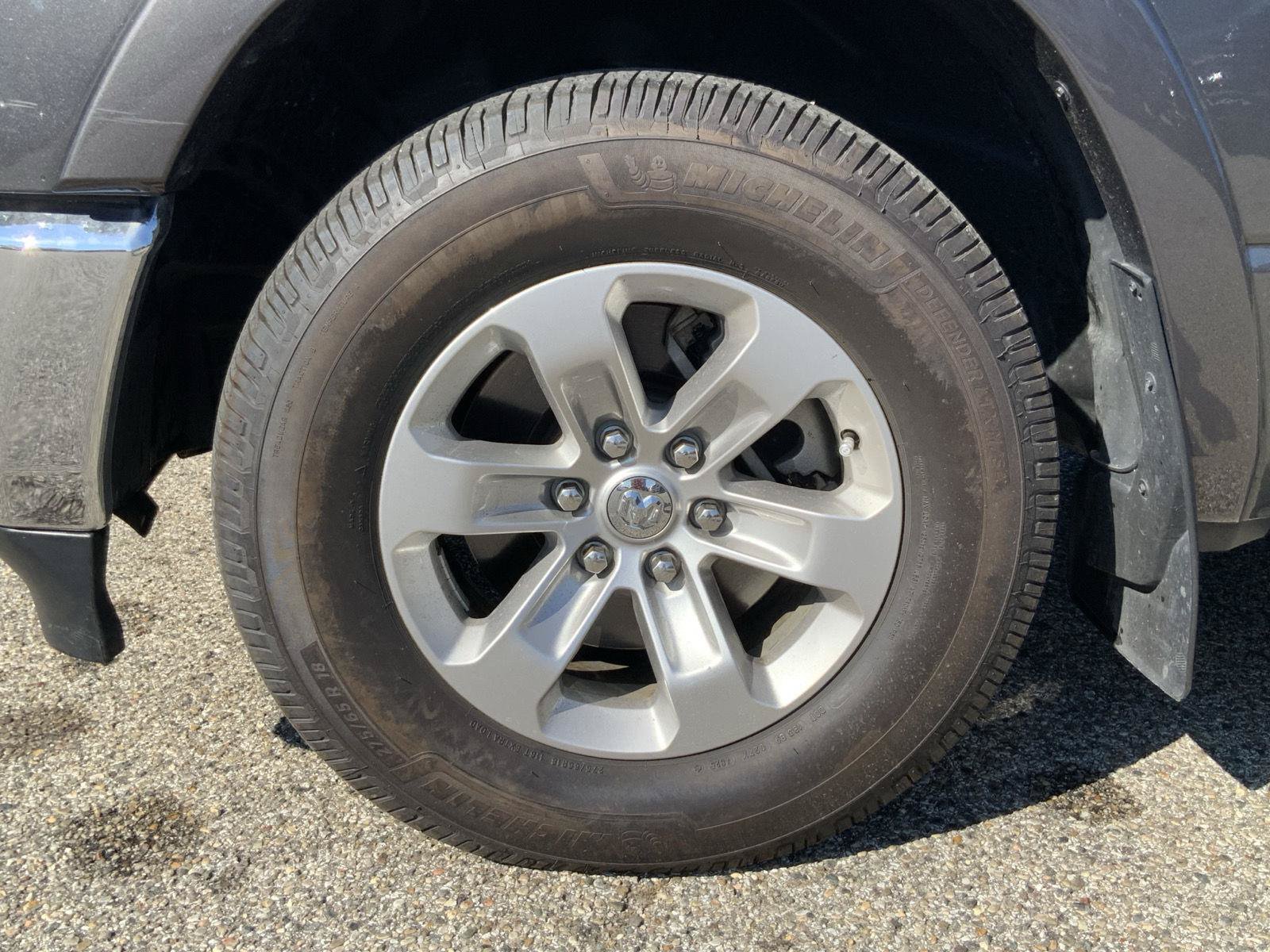 Used 2022 RAM 1500 Laramie AWD/4WD image 16