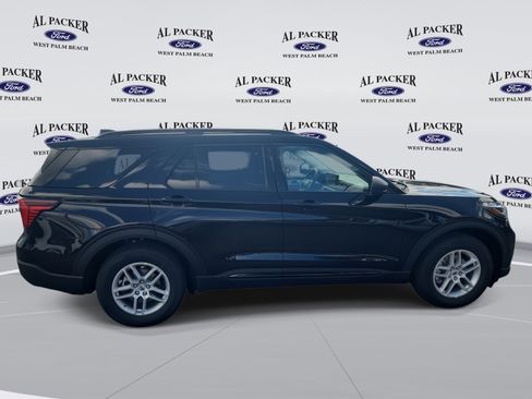 New 2026 Ford Explorer Active image 7