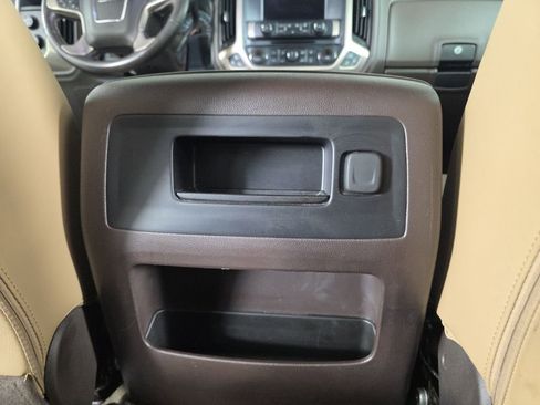 Used 2018 GMC Sierra 1500 Denali image 40