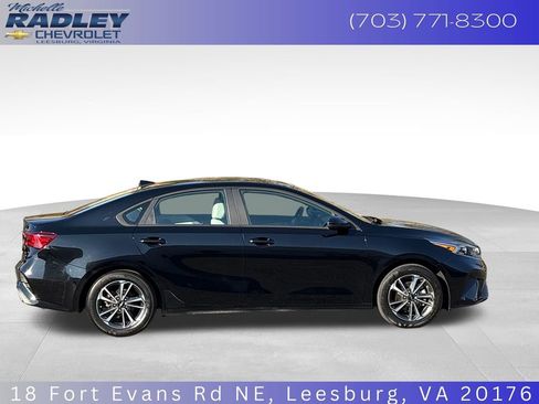 Used 2023 Kia Forte LXS FWD image 7