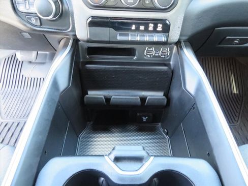 Used 2021 RAM 1500 Big Horn image 23