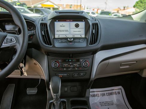 Used 2018 Ford Escape SE w/ SE Sync 3 Package FWD image 15