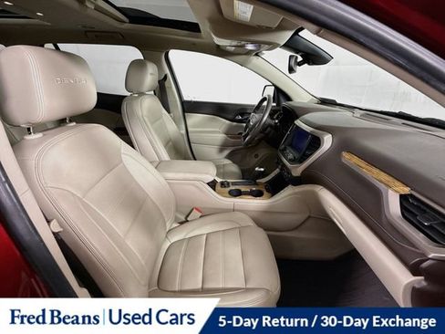 Used 2019 GMC Acadia Denali w/ Technology Package AWD/4WD image 37