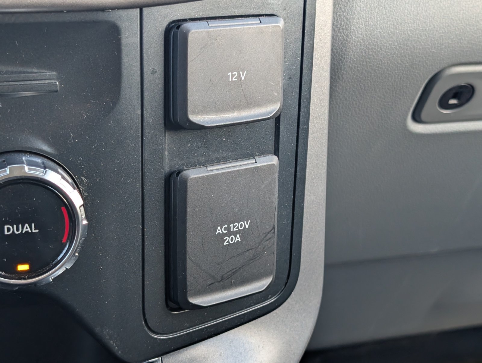 Used 2025 Ford F150 XLT w/ Equipment Group 301A Standard AWD/4WD image 26