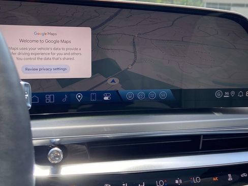 New 2026 Cadillac Lyriq Sport AWD/4WD image 29