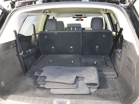 Used 2025 Nissan Pathfinder SV image 50