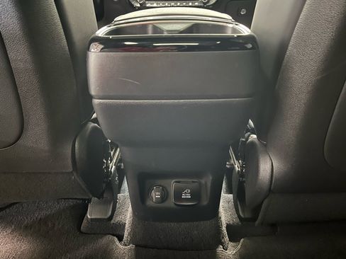 Used 2023 Kia Telluride SX Prestige X-Pro image 17