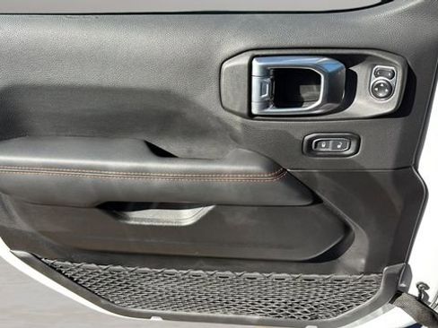 Used 2023 Jeep Gladiator Mojave w/ LED Lighting Group image 17