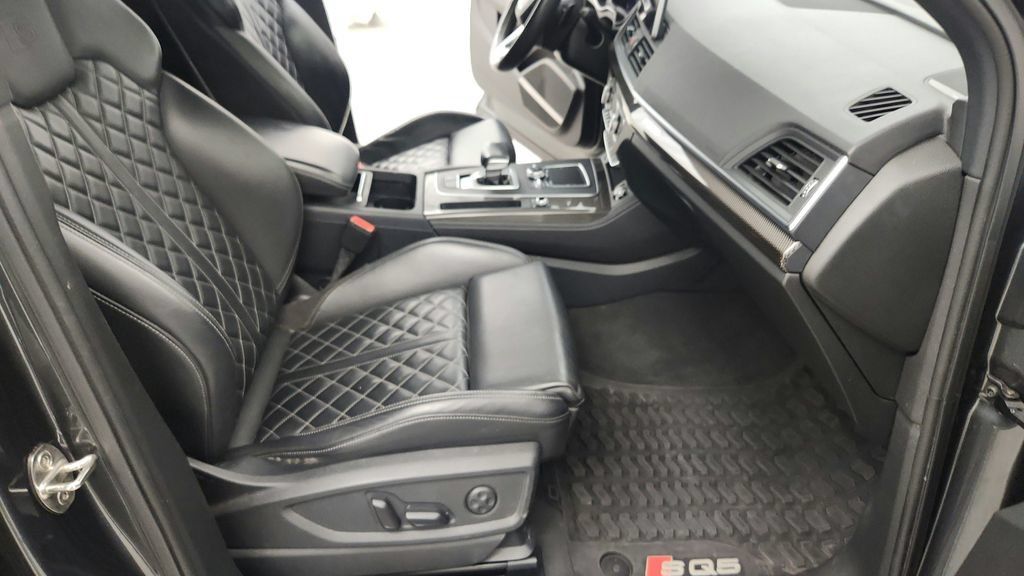 Used 2018 Audi SQ5 Prestige w/ Prestige Package AWD/4WD image 44