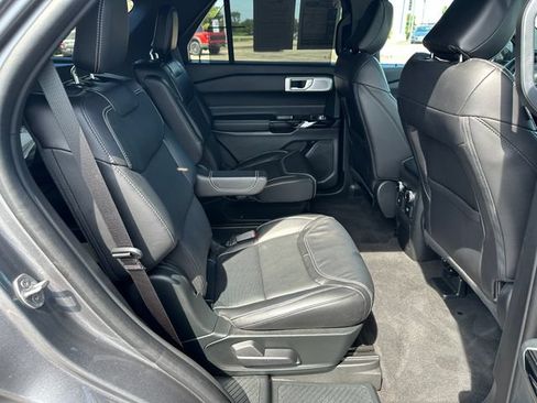 Used 2023 Ford Explorer ST w/ Equipment Group 401A AWD/4WD image 9