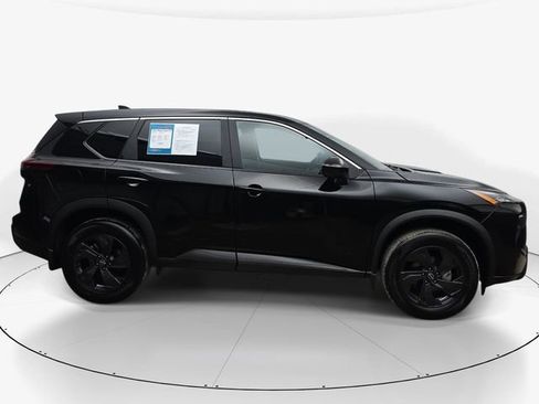 Used 2026 Nissan Rogue SV AWD/4WD image 5
