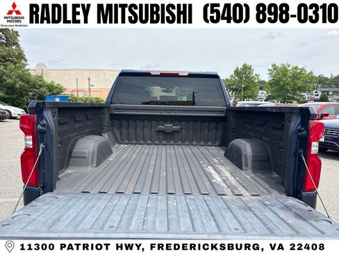 Used 2022 Chevrolet Silverado 1500 Custom w/ LPO, Dark Essentials Package AWD/4WD image 13